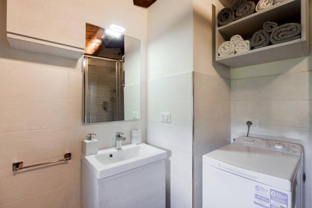 Authentic Villa Surrounded By Nature Терні Екстер'єр фото